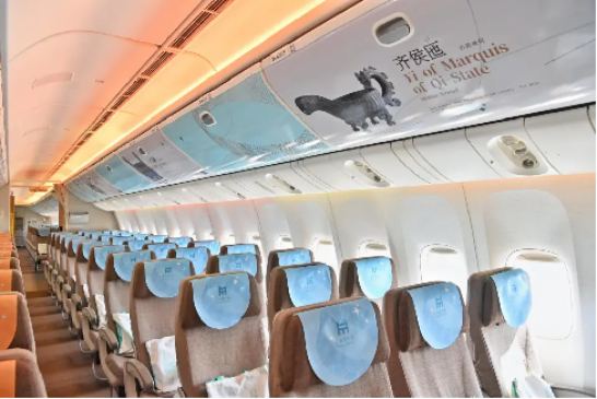 東航“空中博物館”降落成都雙流機場，開啟““航空+文旅””赴蓉之旅