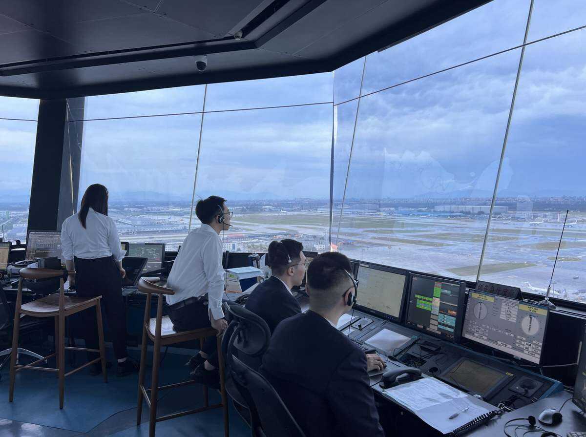 强雷雨来袭 华北空管局保障11架次特殊航班按时起降