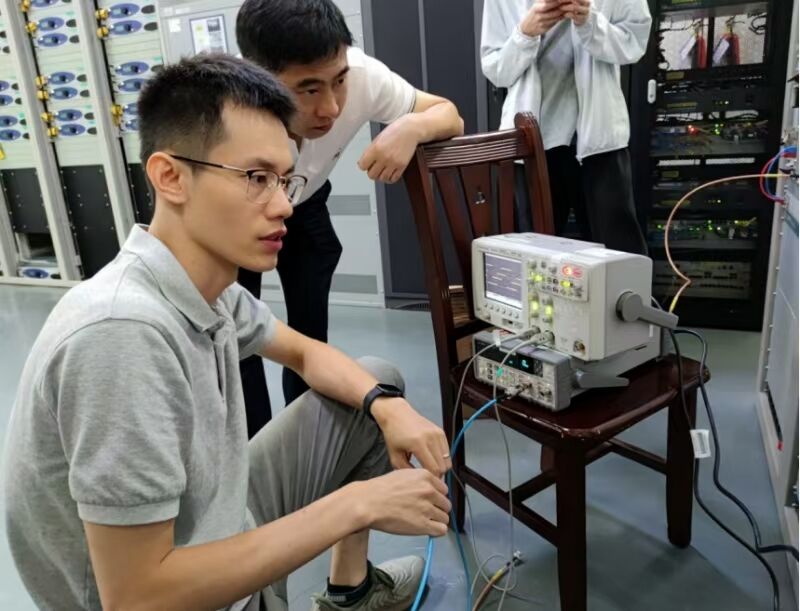 廣西空管分局高效搶修百色雷達(dá)保障運(yùn)行安全