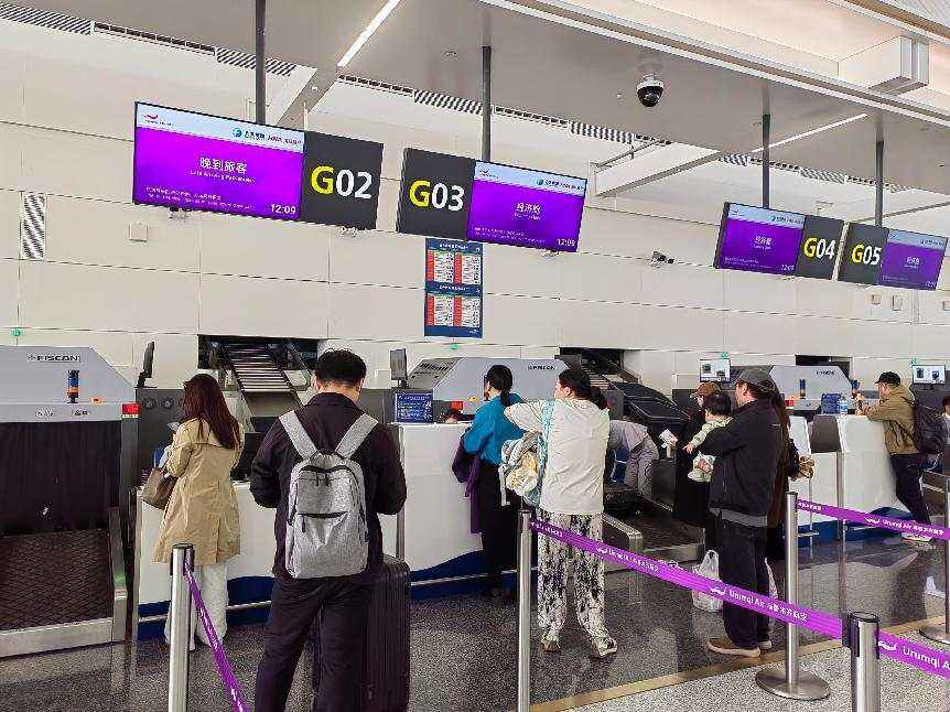 激活“新熱力”｜烏魯木齊航空端午假期安全運輸旅客2.3萬人次！