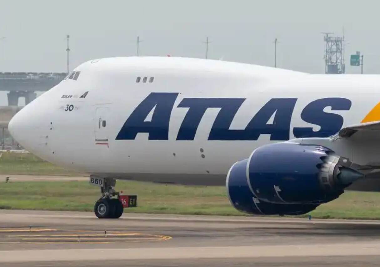 发动机故障 美国一架货机紧急降落厄瓜多尔