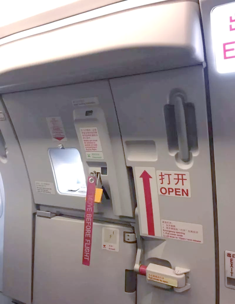 “黃金座位”真能保命？專家：沒有真正的安全座位