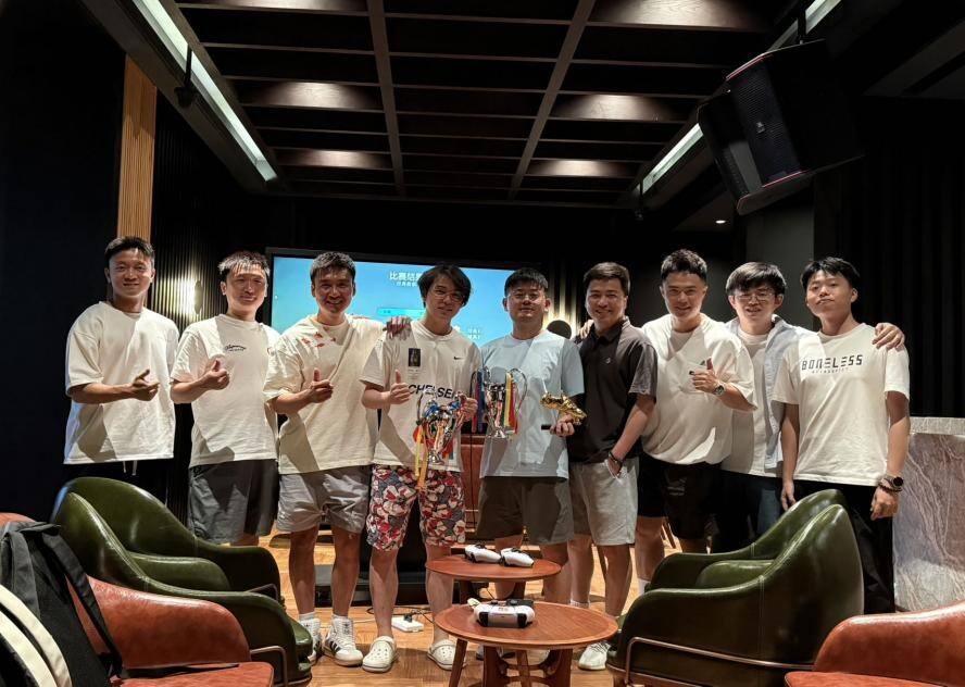 熱血角逐 凝聚力量——西南空管局空管中心塔臺管制一室組織開展班組團建活動