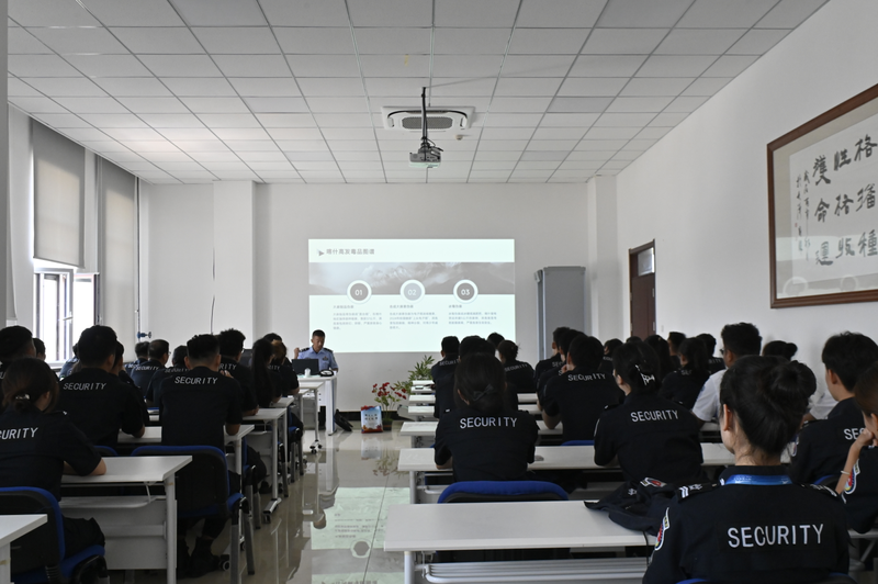 新疆机场集团喀什管理分公司开展毒品识别与防范专题培训