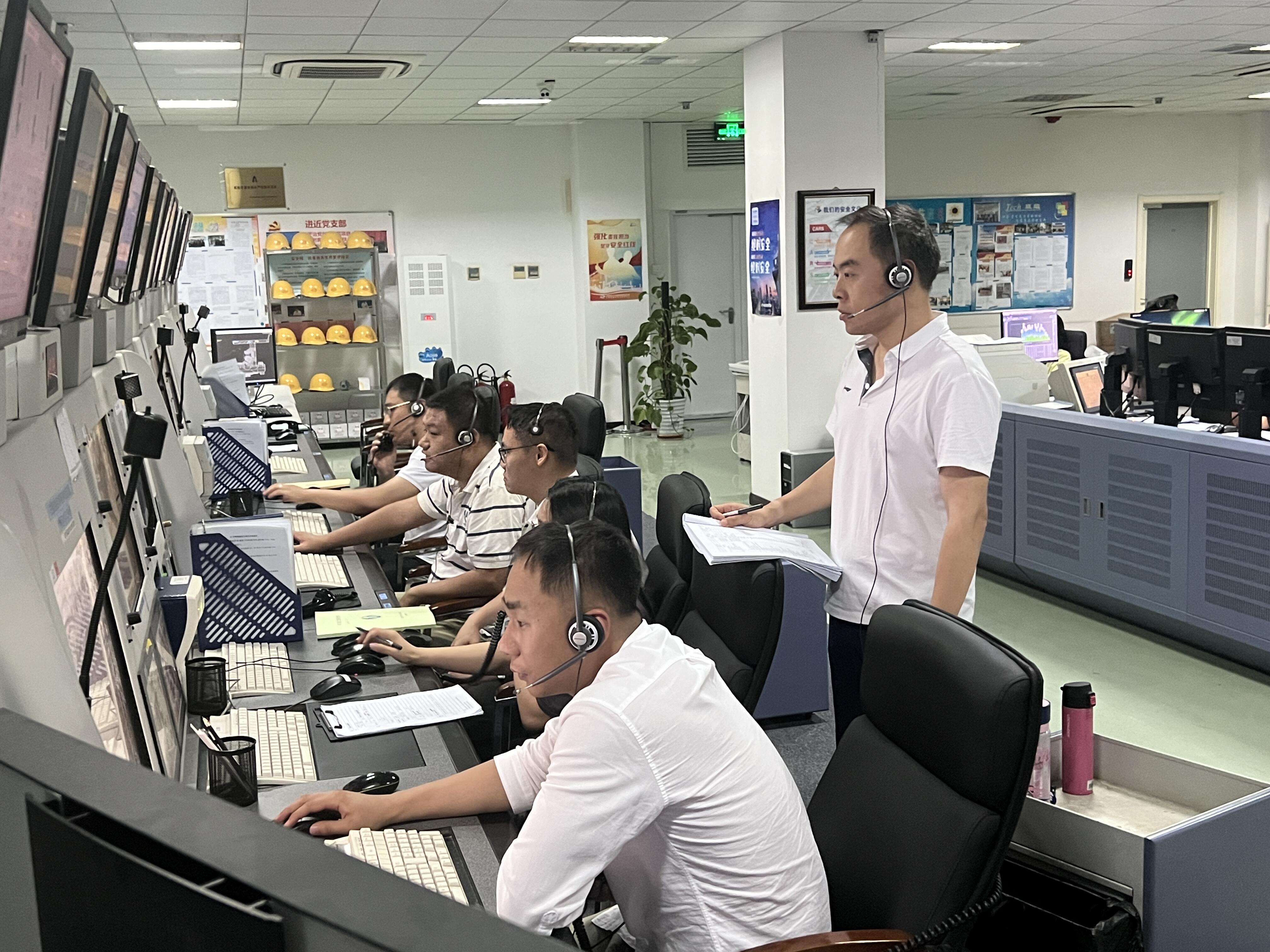 空地高效协作 保障旅客安全