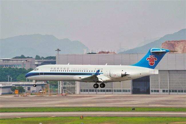 汕头航空迎暑运出行高峰