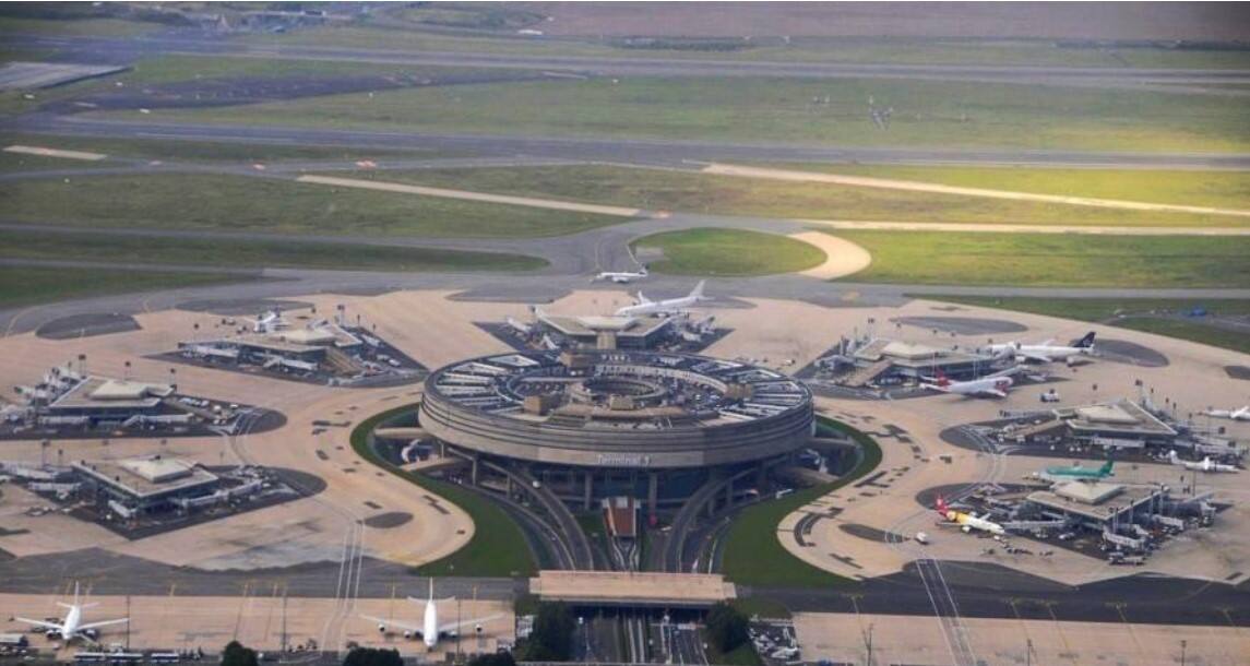 法国航空调度员罢工 多个机场航班受影响