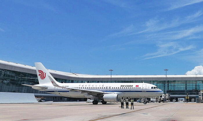 Ameco武汉分公司成功保障国航武汉-西宁直飞首航