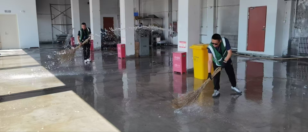锡林浩特机场中联锡林项目部为特车开启“清凉模式”