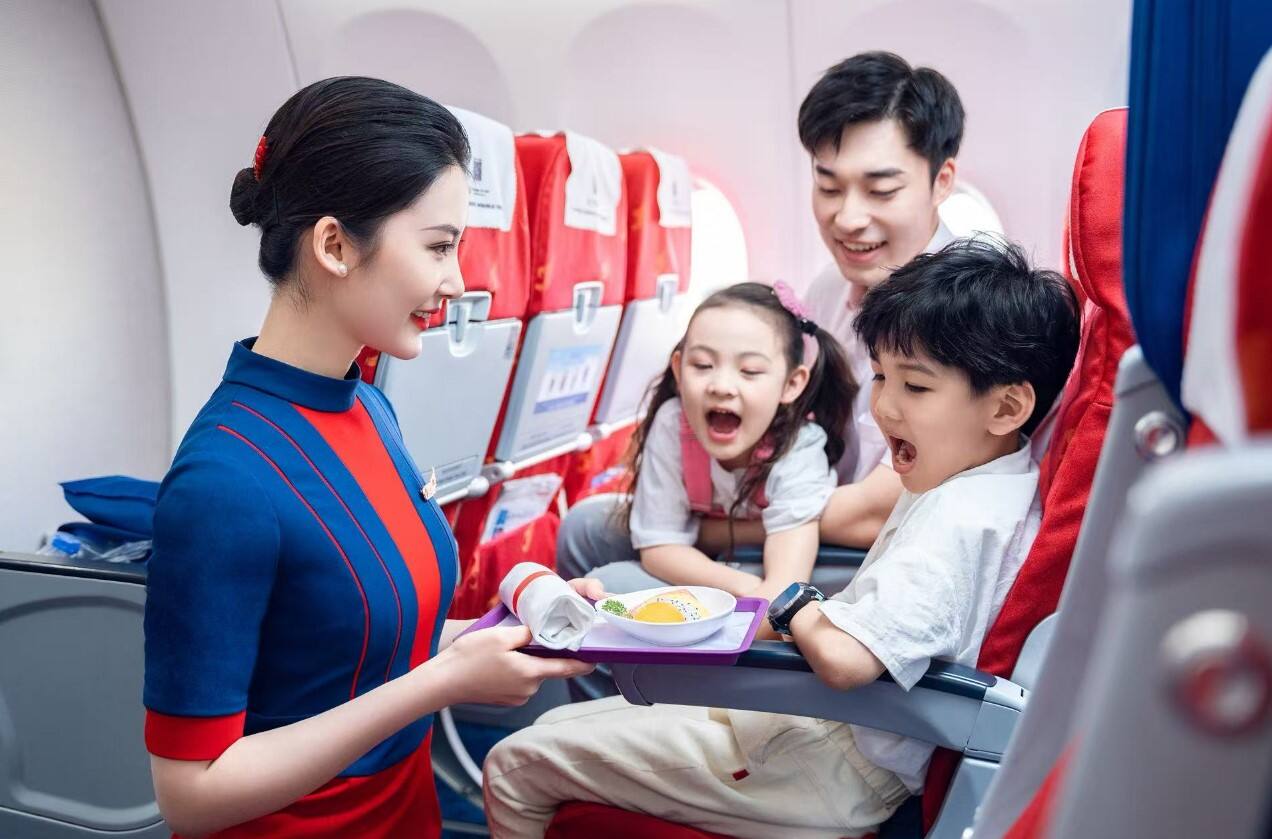 河北航空暑期无陪儿童服务护航 放心让孩子“单飞”