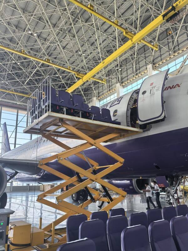 西部航空完成B-8110飞机座椅更换 提升旅客舒适度
