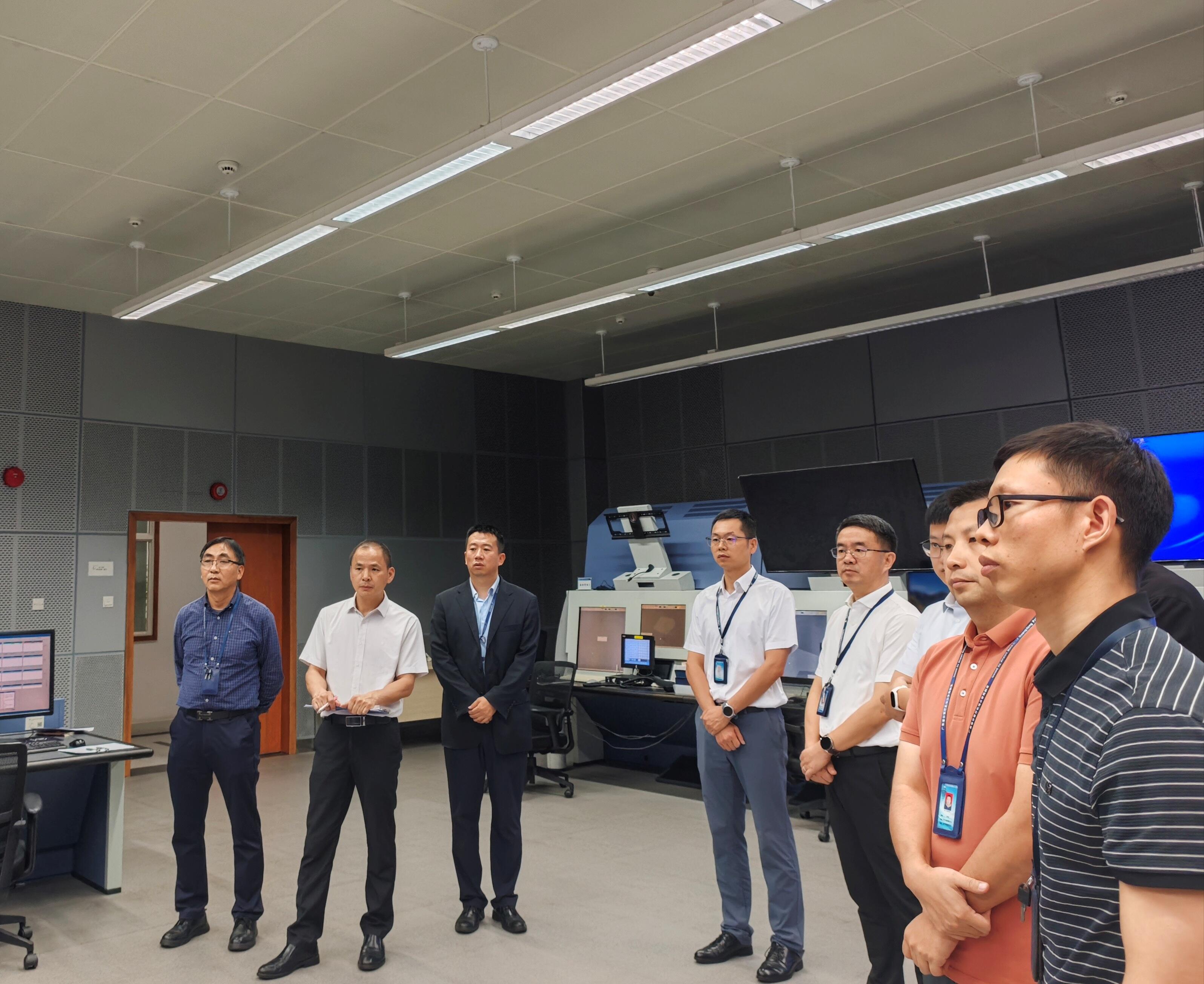 中南空管局管制中心完成五跑道终端区空域模拟机验证