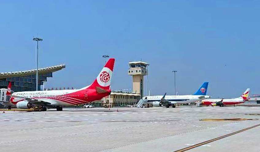 航线织网  服务暖心  经济赋能  邢台褡裢机场迎来通航一周年