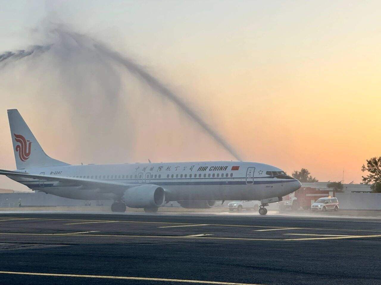 国航北京首都-塔什干航线正式开航