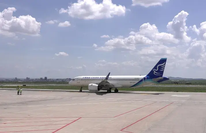 锡林浩特机场这条航线恢复通航