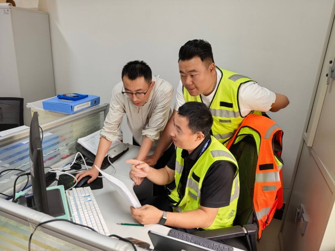 暑运保障再发力|新疆机场集团开展且末玉都机场综合监察 织密安全服务防护网