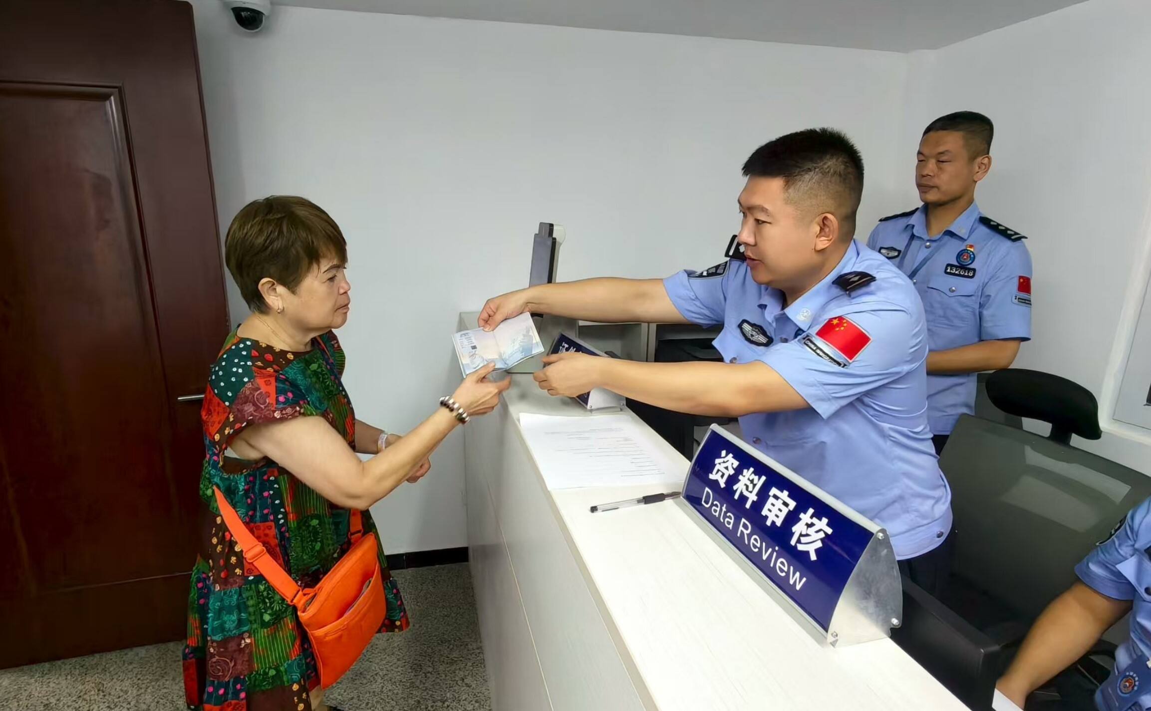 石家庄边检站高效保障北京备降国际航班