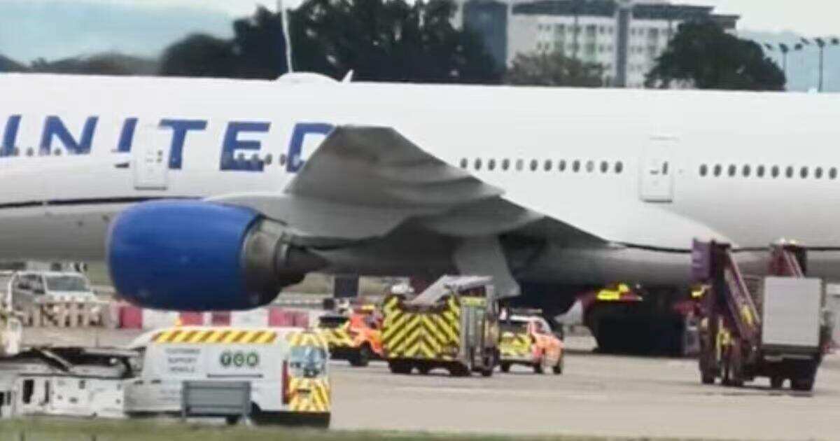 客舱内出现烟雾 美联航一客机返回伦敦