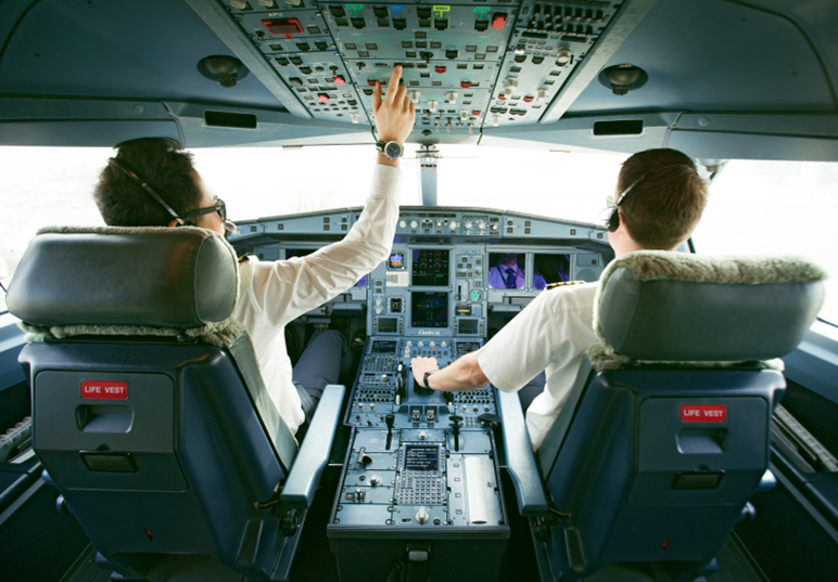 万米高空显担当 天津航空飞行机组全力应战暑运“大考”