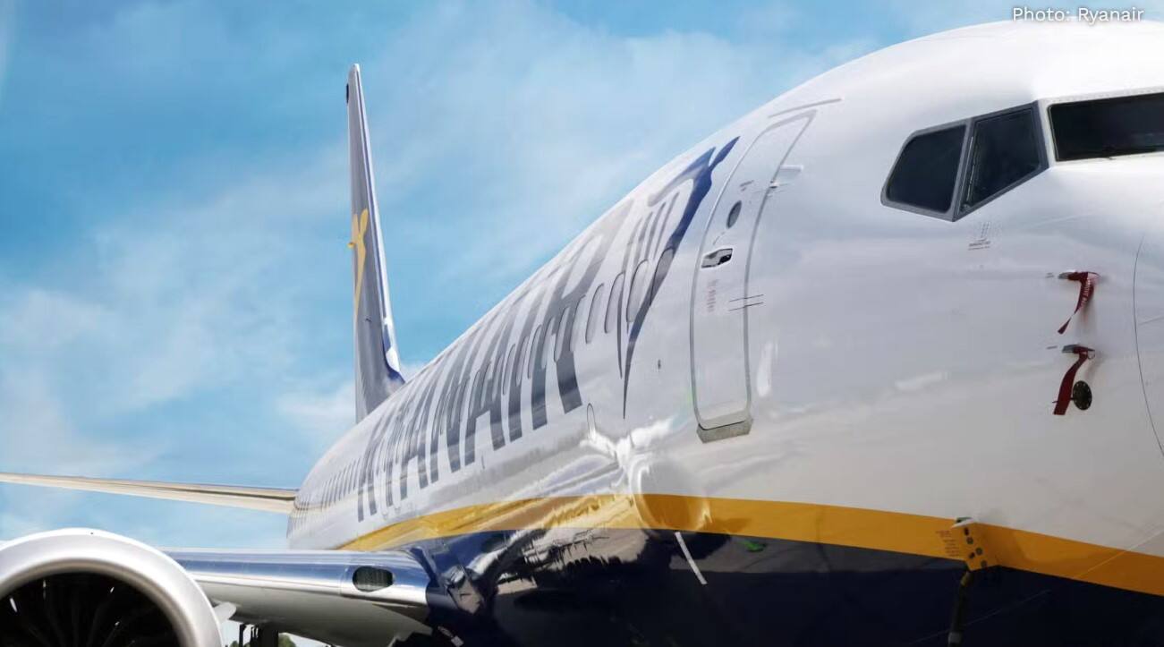 乘客在洗手间吸电子烟 致航班延误两小时