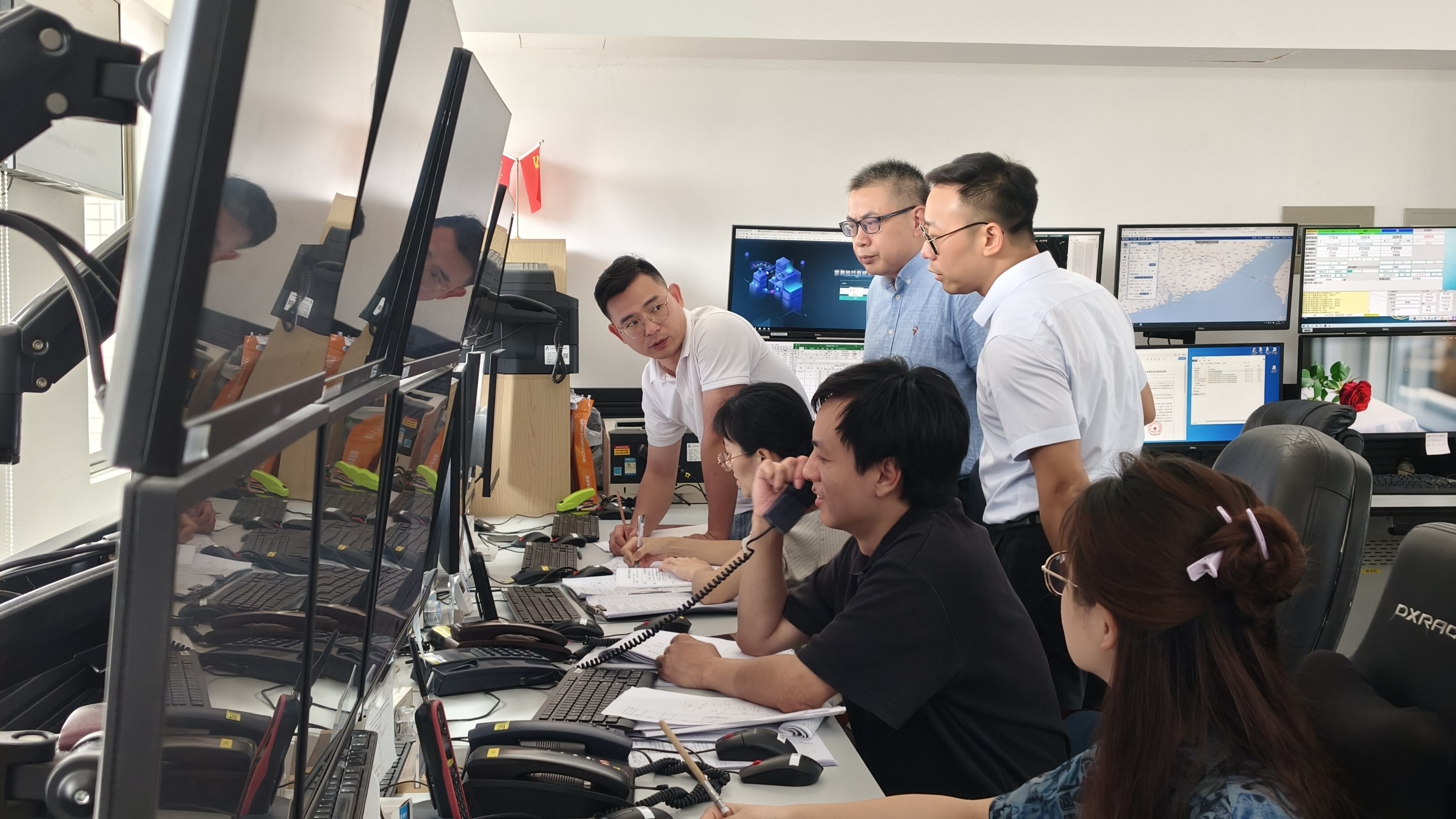 汕头空管站气象台积极迎战台风“杨柳”