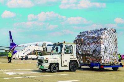 南京禄口国际机场客货运量今年创新高