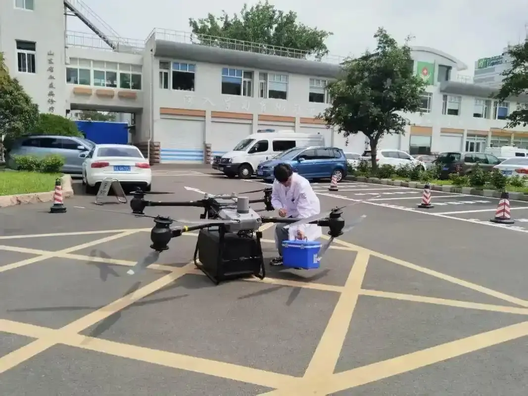 山东：无人机送血仅用6分钟