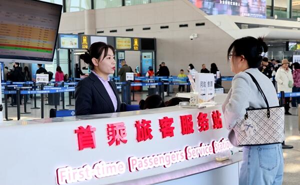 宁夏超6万名旅客享受民航首乘服务