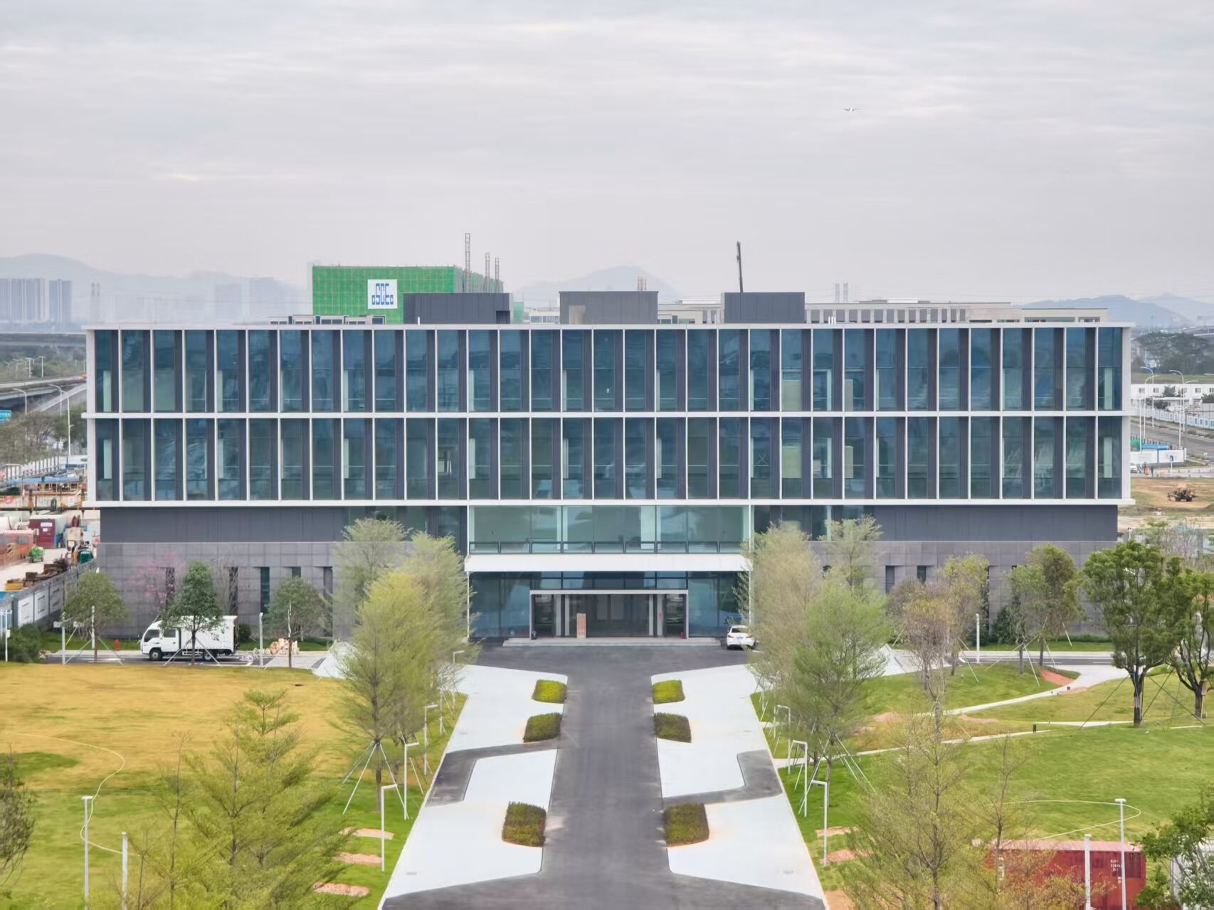 深圳机场三跑道空管工程顺利完成第一阶段竣工验收