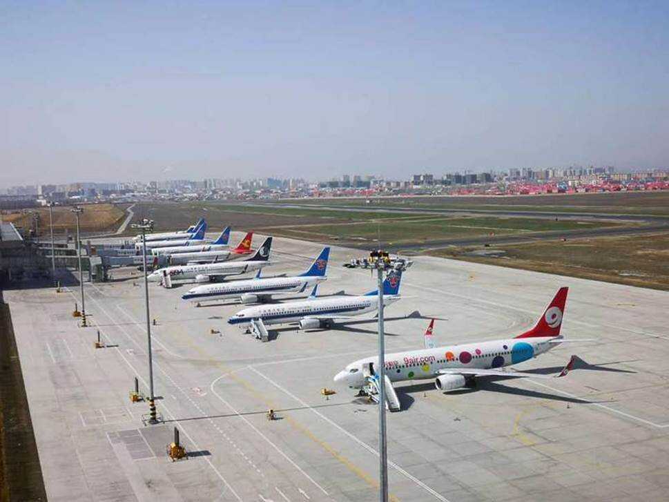 伊犁伊宁国际机场十一、中期双节运输生产指标创同期新高