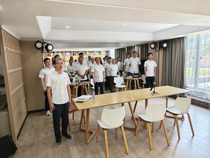 铭记抗战历史 弘扬伟大精神——温州空管站技术保障部党支部开展纪念抗战胜利80周年主题党日活动