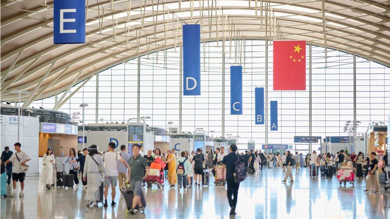 上海机场暑运航班量客流量创历年新高,8月15日单日客流量创历史最高纪录