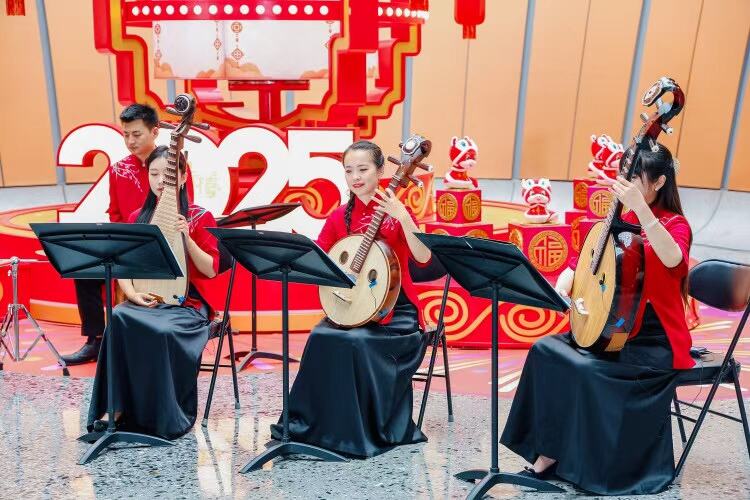 大兴机场七夕奏响“爱的邂逅” 暑期音乐节圆满收官