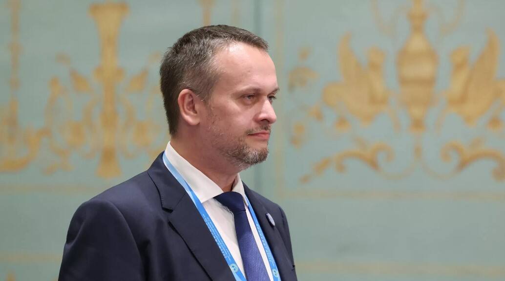 俄罗斯交通部考虑增加与中国之间航班数量