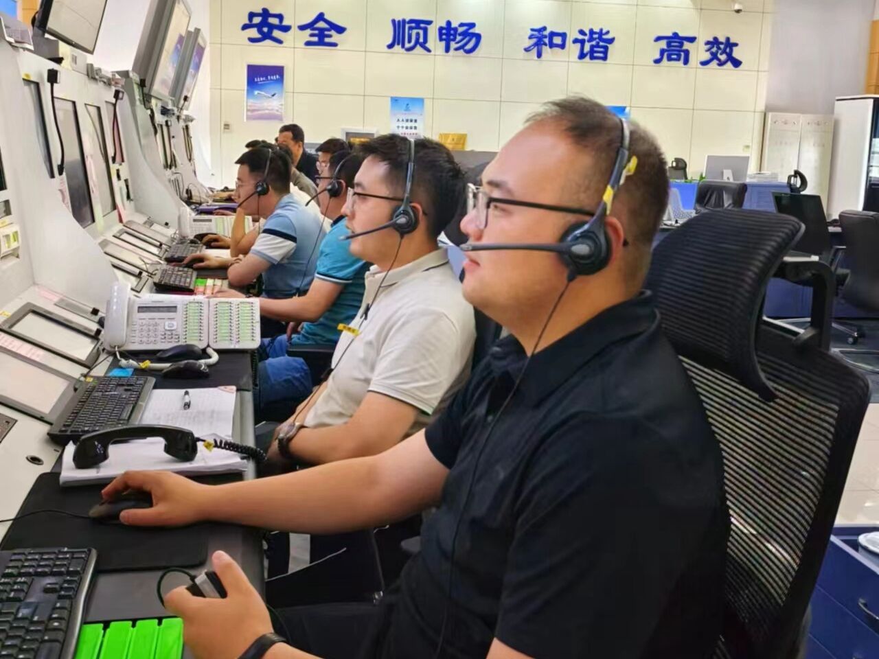 内蒙古空管分局开辟绿色通道优先保障造血干细胞运输航班落地