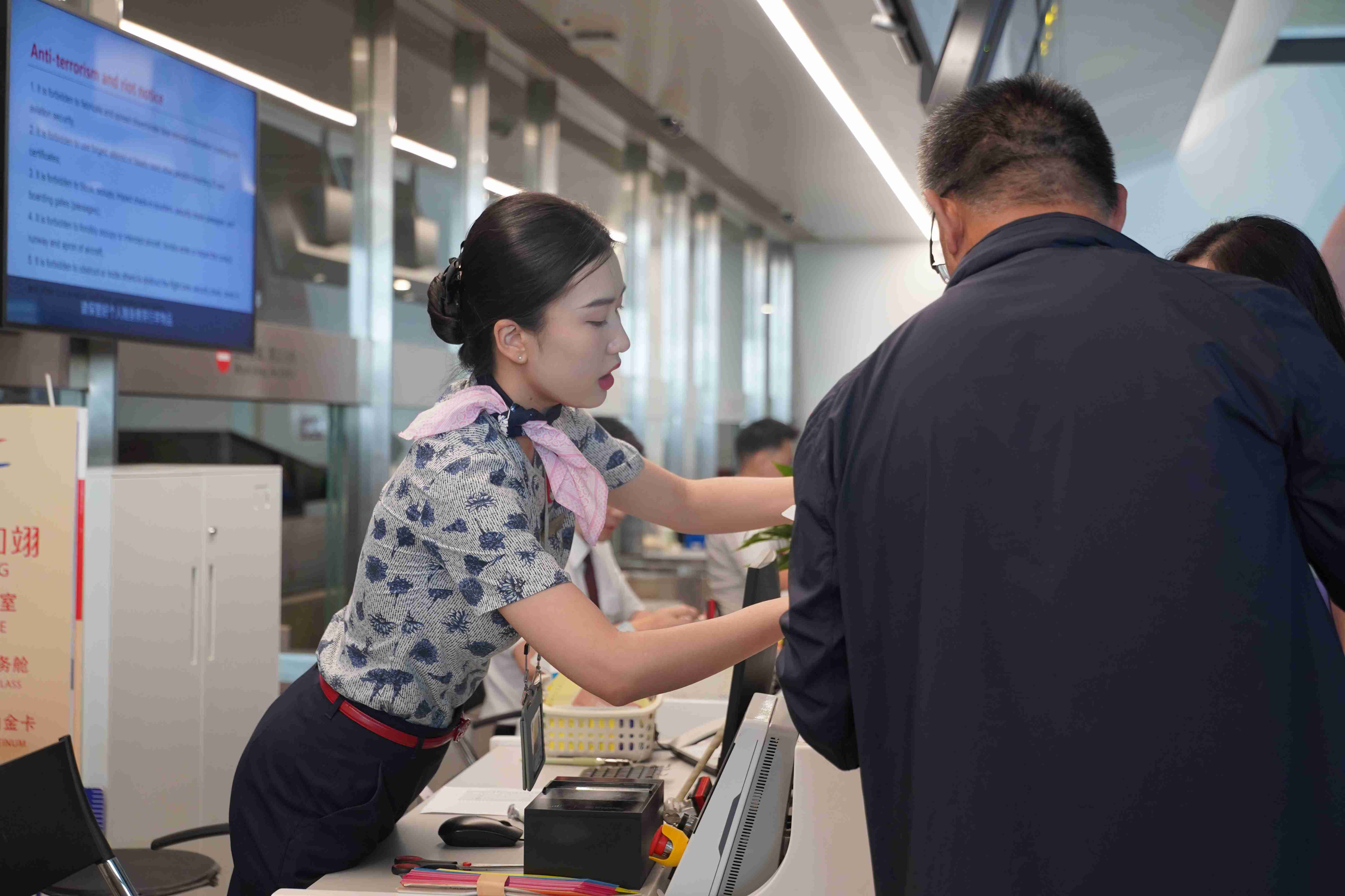 2025暑运收官，东航四川分公司保障旅客超265万