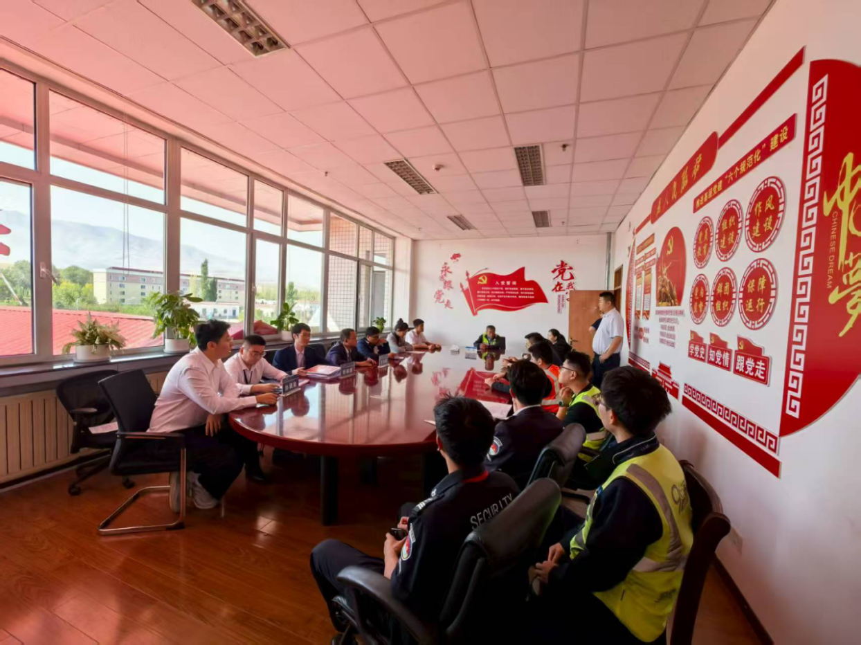 新疆机场集团那拉提机场空管业务部成功开展复杂天气下航空器通讯失效应急处置演练