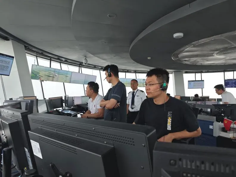 凌晨护航!青岛空管站圆满保障山航二类盲降试飞