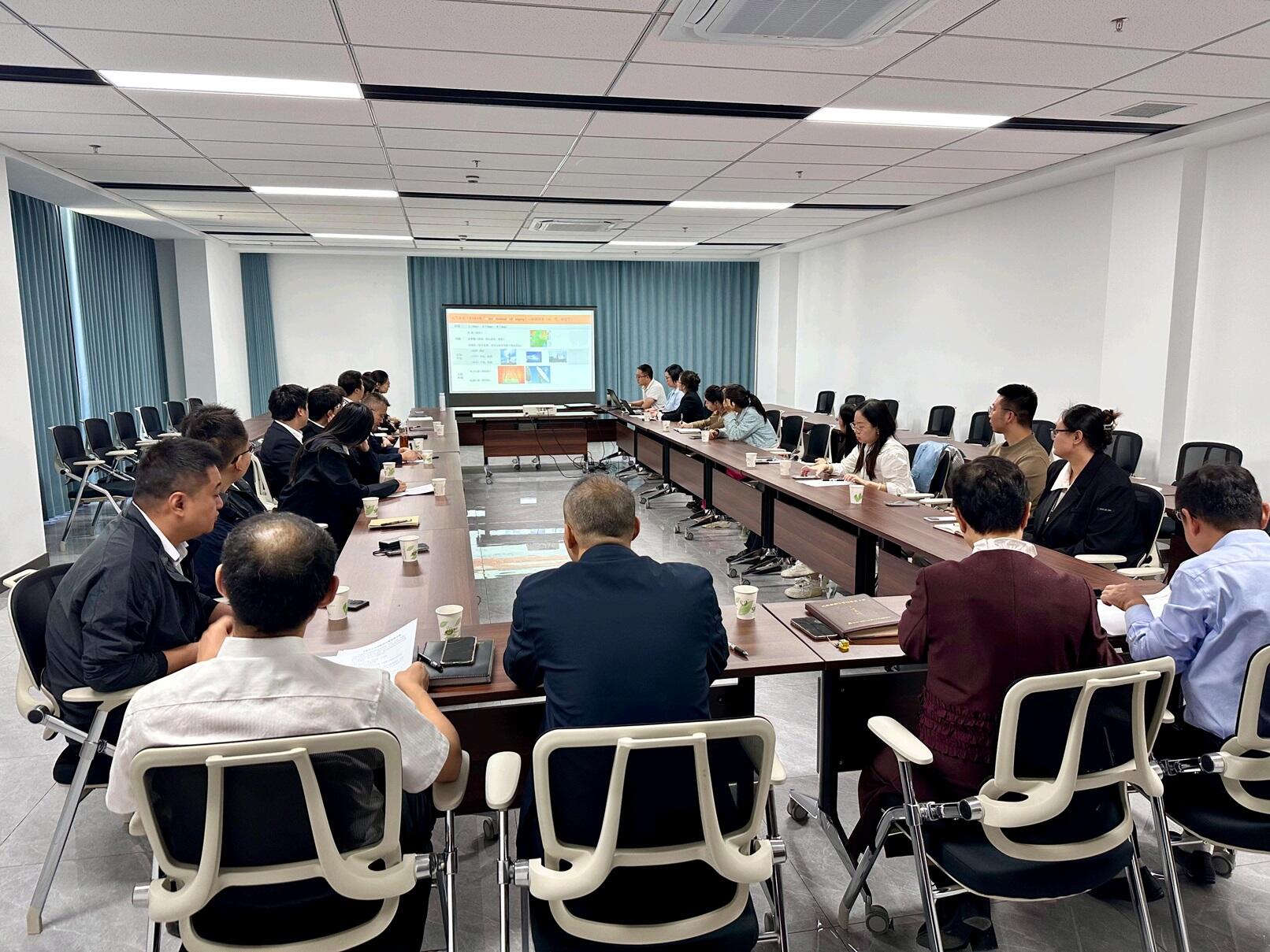 新疆空管局气象中心与用户单位共商冬季多跑道运行保障