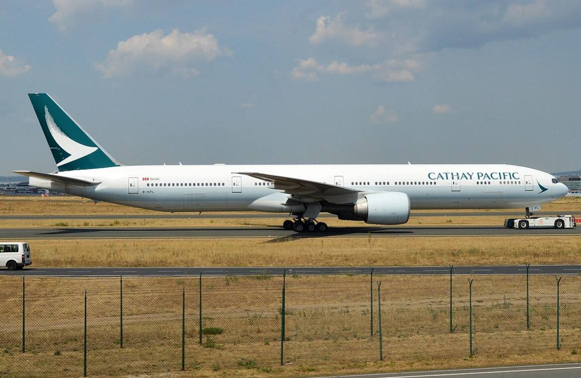 受台风拉嘉莎影响,国泰航空取消所有航班36小时