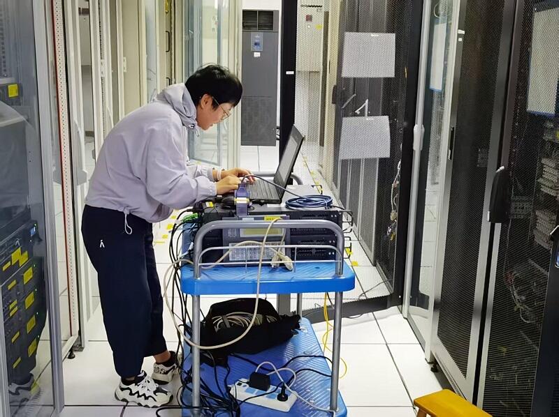 福建空管分局网络信息室搭建传输线路助力雷达校飞