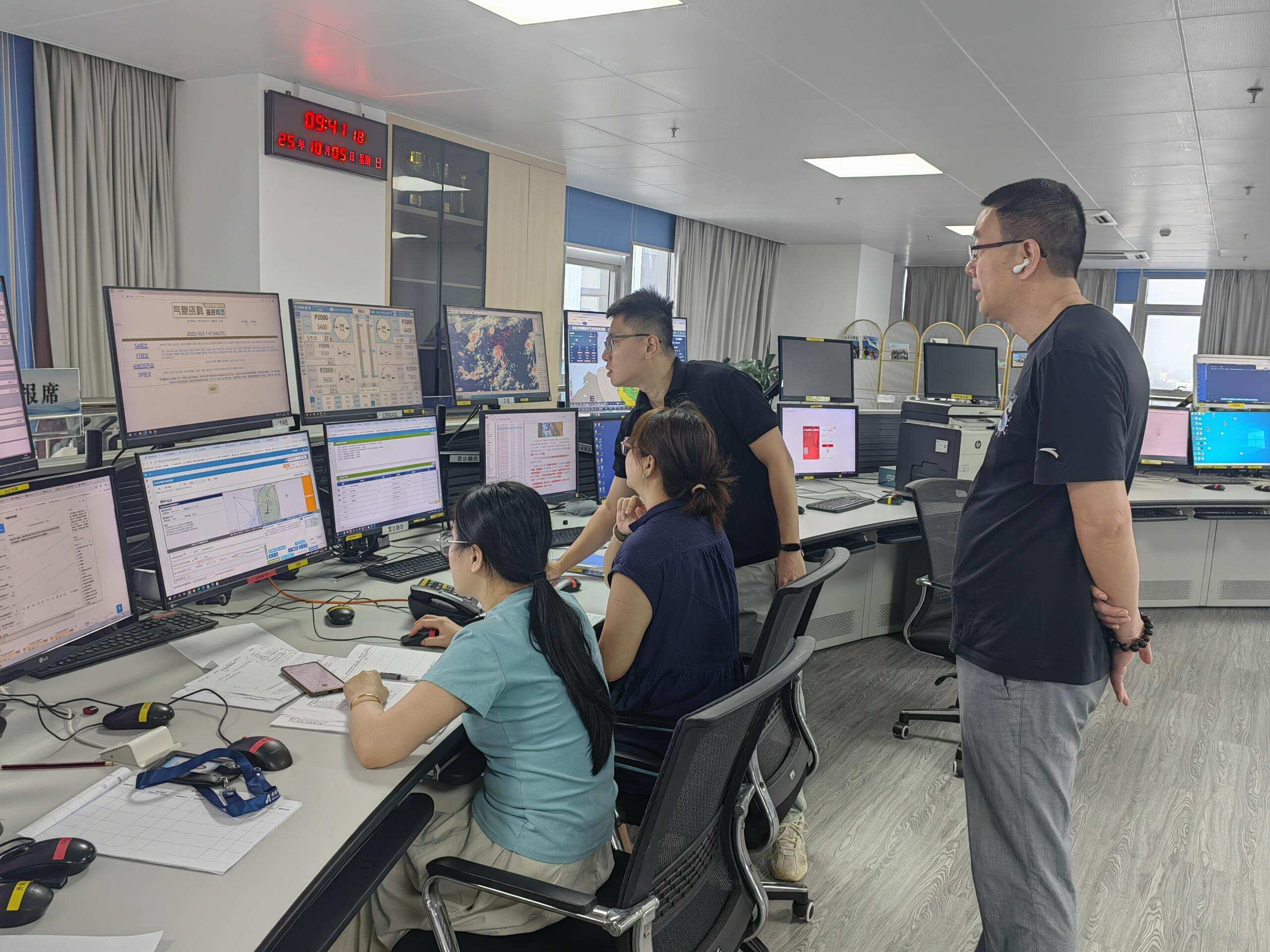 护航国庆中秋双节，海南空管分局气象台全力抗击强台风“麦德姆”