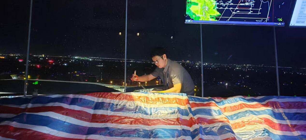 海南空管分局技术保障部全力抗击台风“麦德姆”，守护国庆天路安全畅通