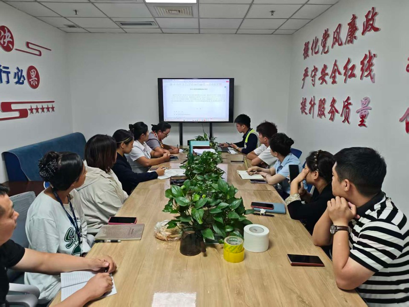 喀什徕宁国际机场扎实开展食品安全周活动