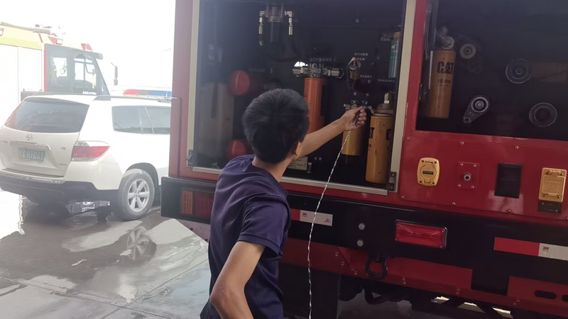 喀什徕宁国际机场开展秋冬换季工作