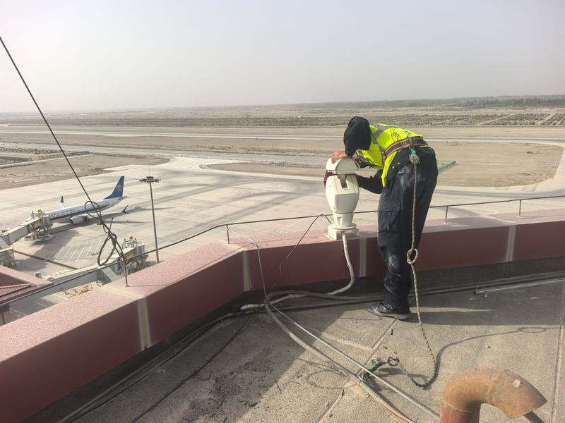 莎车叶尔羌机场完成塔台摄像头换季维护工作
