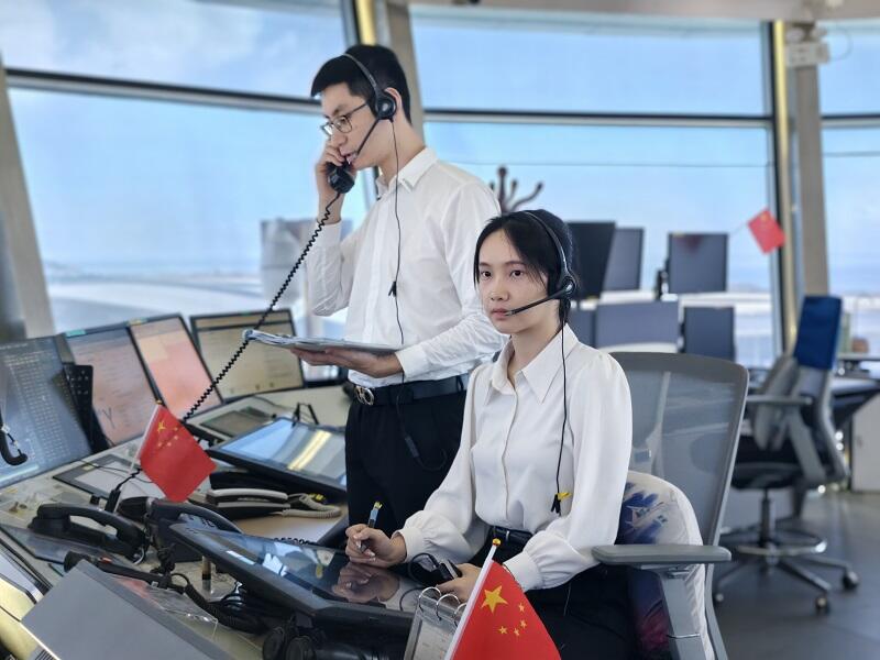 福建空管分局圆满完成“双节”保障任务
