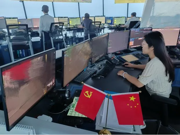 青岛空管站圆满完成国庆中秋航班保障任务