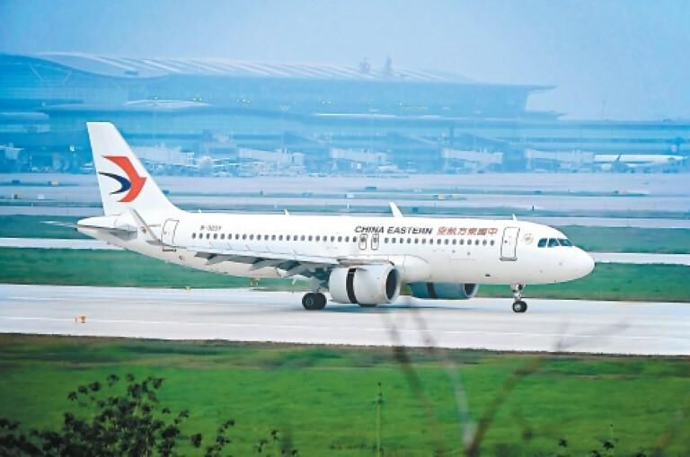 西安咸阳国际机场“第三跑道”顺利完成试飞验证