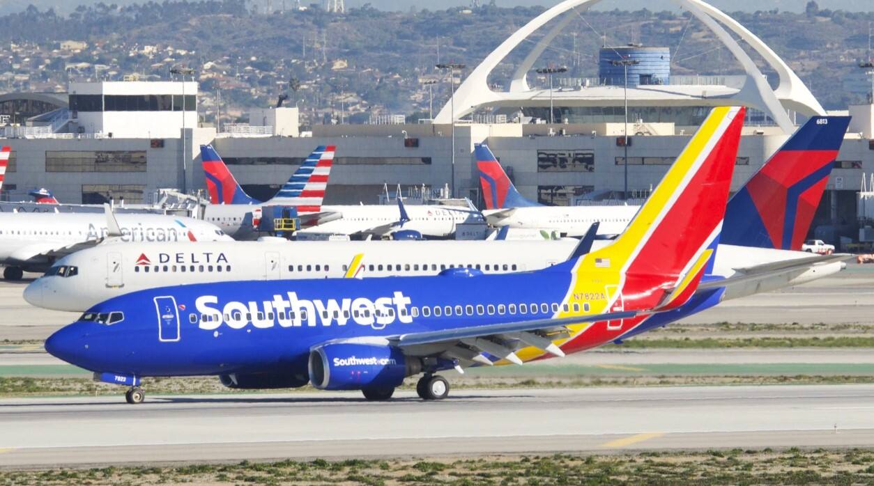 两家航司的员工在亚特兰大机场大打出手